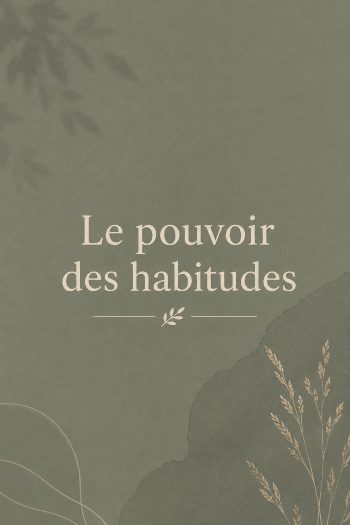 Femme souriante adoptant des habitudes positives dans son quotidien