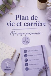 Femme épanouie avec un plan de carrière en main, souriante devant son bureau