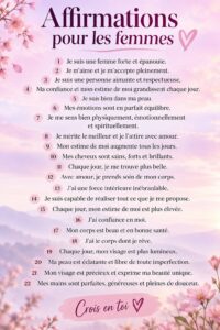 Femme souriante méditant avec des affirmations positives autour d'elle.