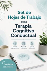 Femme utilisant des feuilles de travail pour son bien-être mental, dans un cadre chaleureux et apaisant.